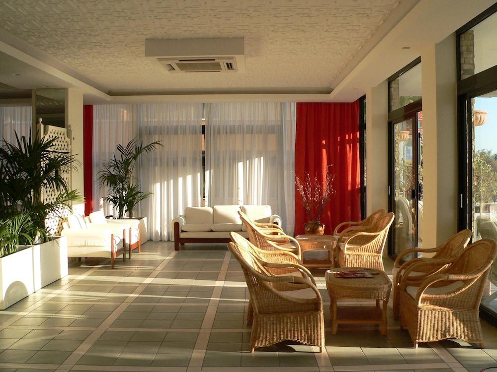 Hotel Dino Сан-Бенедетто-дель-Тронто Экстерьер фото