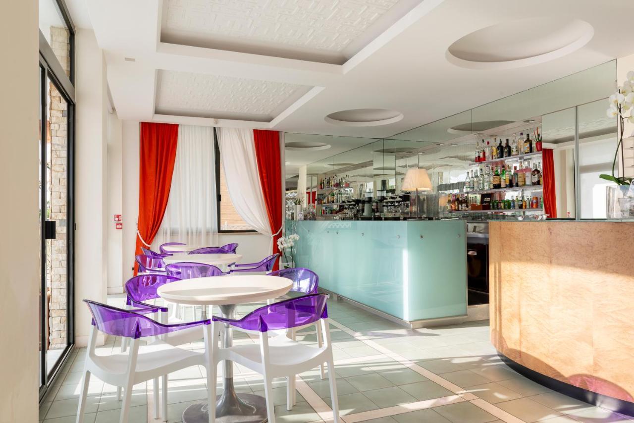 Hotel Dino Сан-Бенедетто-дель-Тронто Экстерьер фото