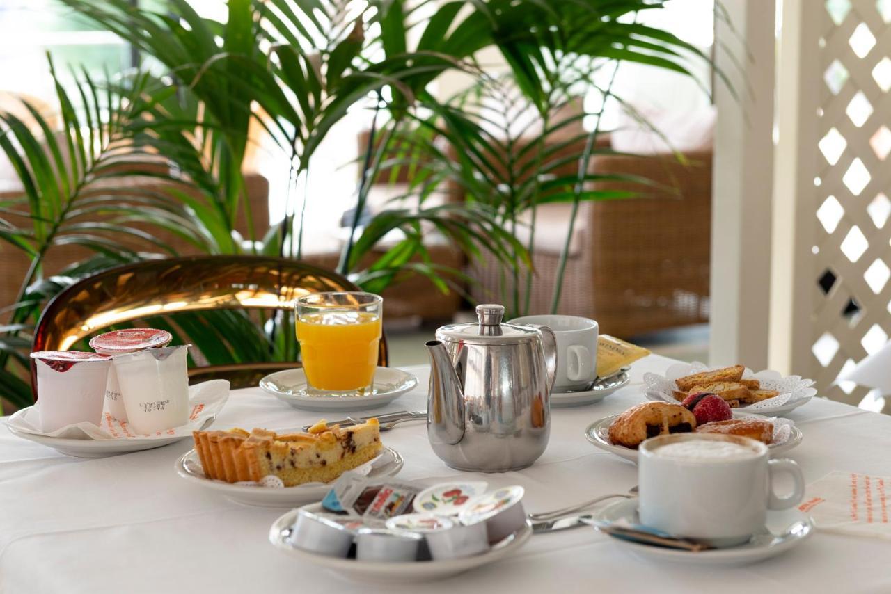Hotel Dino Сан-Бенедетто-дель-Тронто Экстерьер фото
